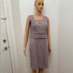 Elegant Lace Sleeveless Dress - Purple